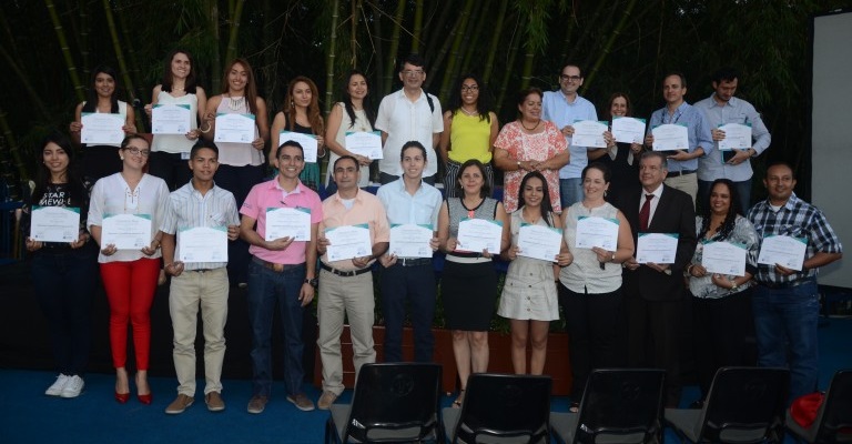 Grados de diplomados ofrecidos por ÁVACO - 2016 - Unibagué