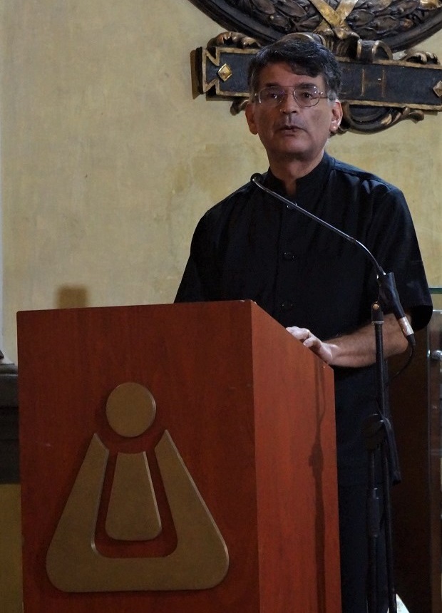 Imagen rector Alfonso Reyes Alvarado